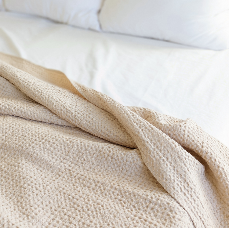 European Linen Waffle Blanket For All Standard and Oversized Beds